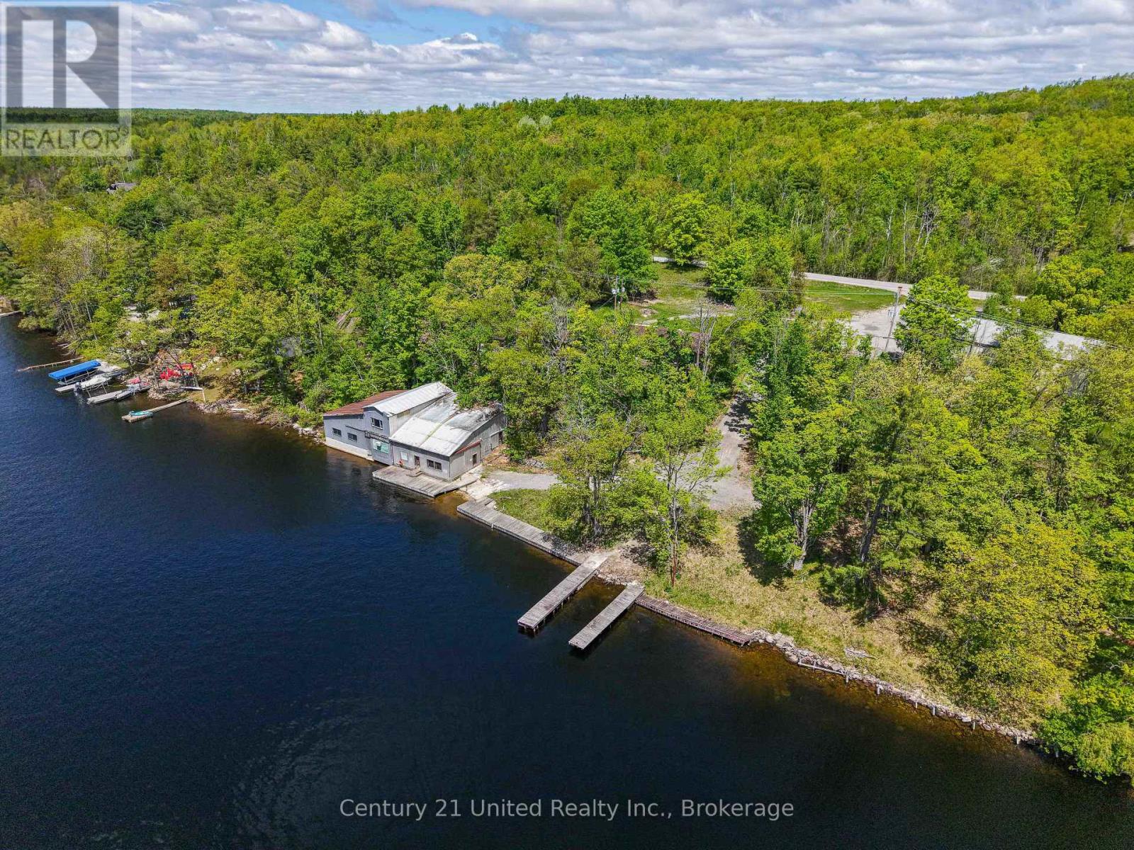 832 NORTHEY'S BAY ROAD - 31