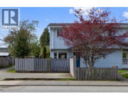 B 345 Menzies Ave, Courtenay, BC V9N3C2 Photo 24