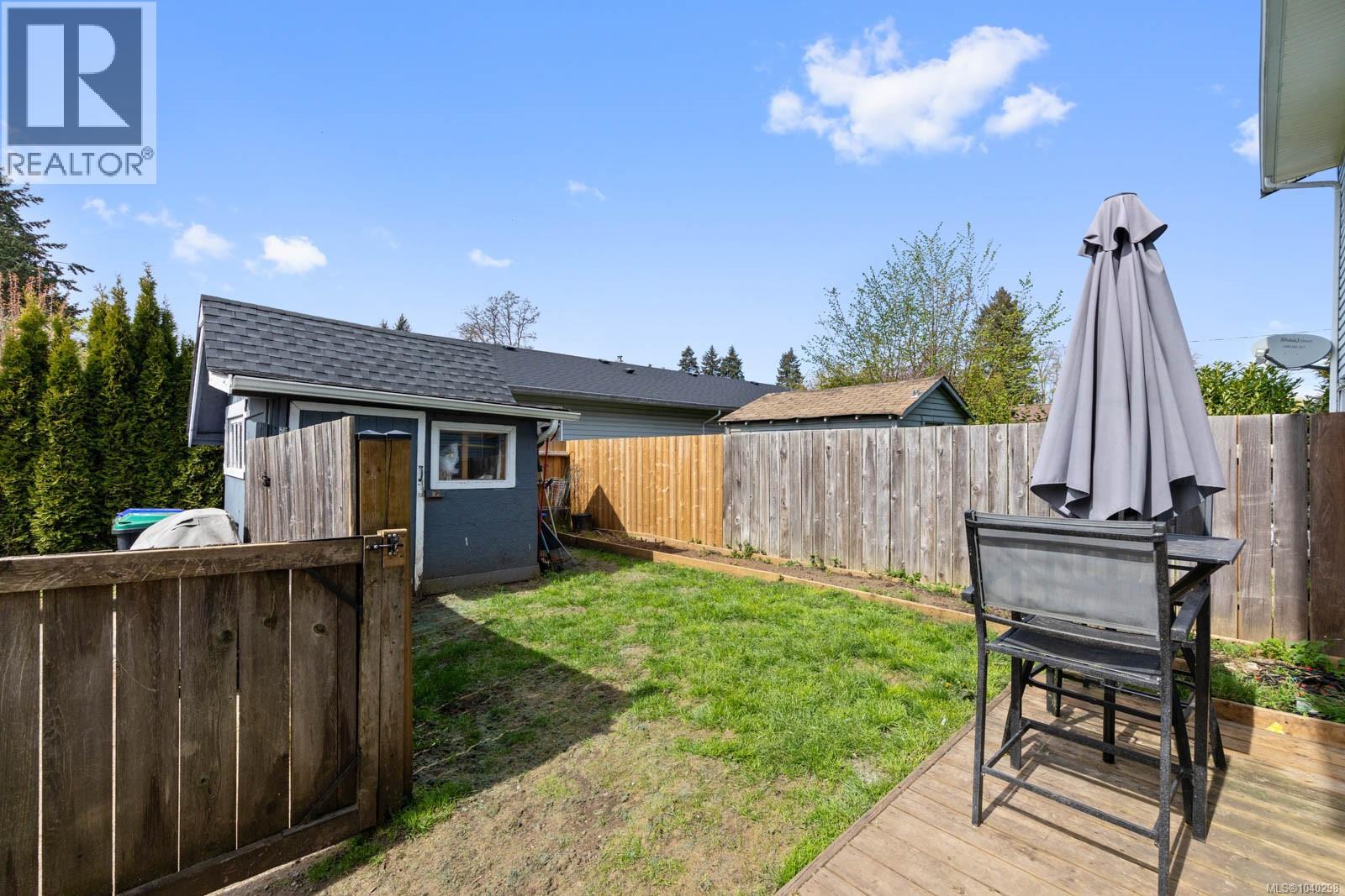 #B 345 Menzies Ave - 31