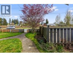 B 345 Menzies Ave, Courtenay, BC V9N3C2 Photo 28