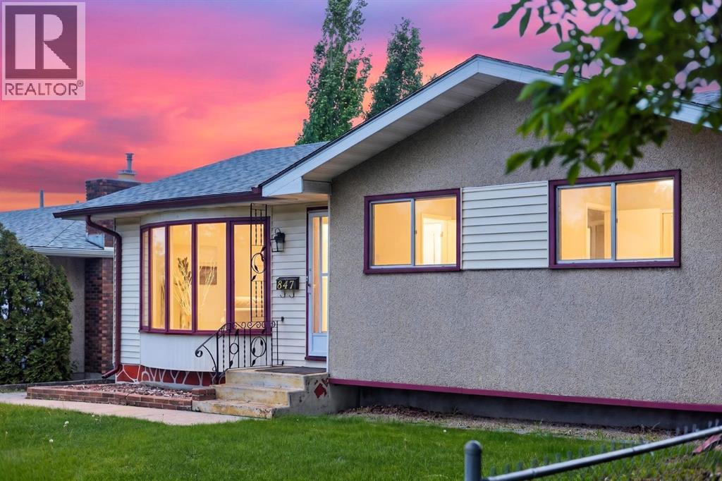 847 Raynard Crescent SE — photo 50