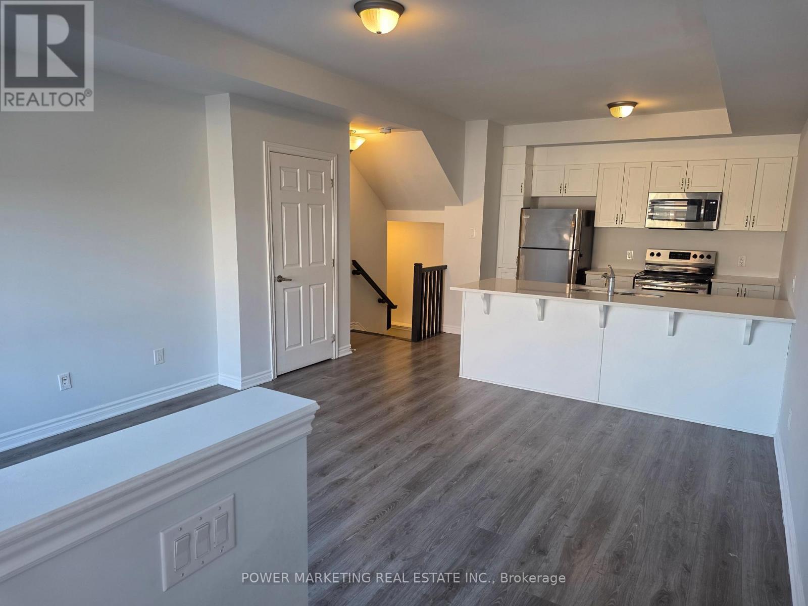 2 Bed, 1 Bath House for Sale in Ottawa – 641 MAKWA PRIVATE, Ottawa – MLS# X13441756 - Image 11