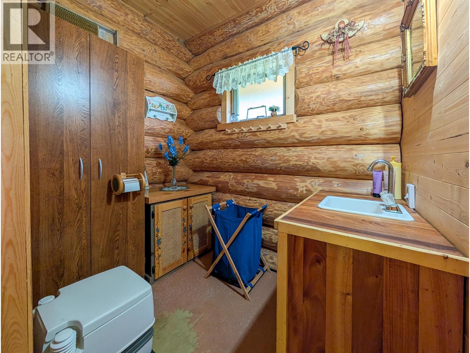 12140 CAMP CREEK ROAD - Image 31