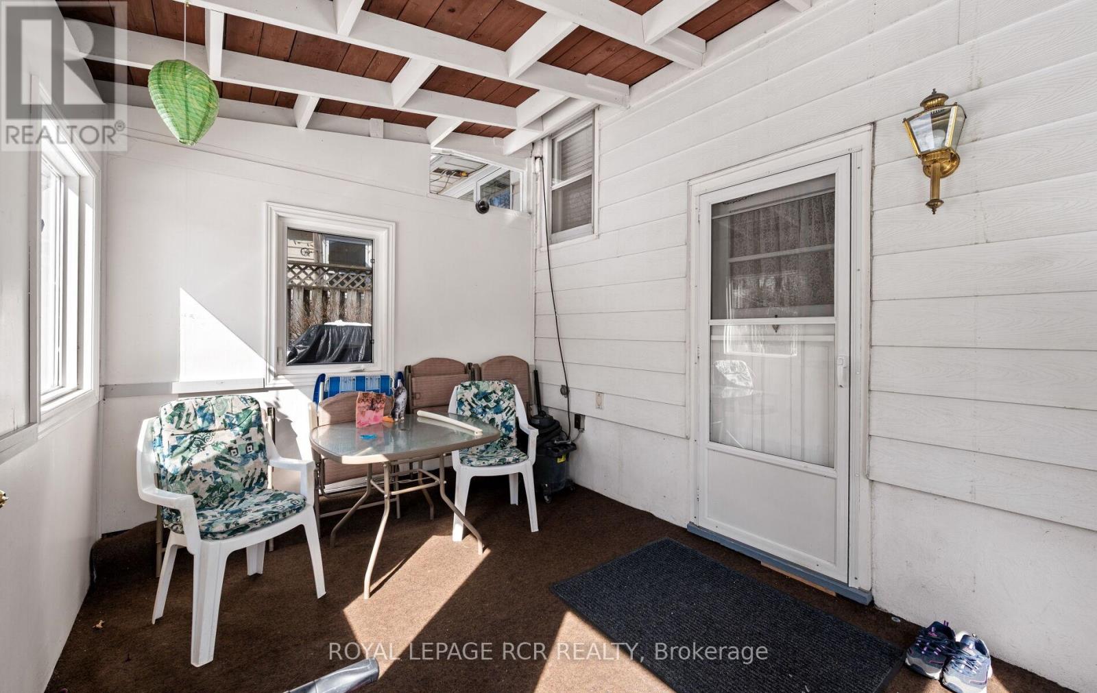 34 ELIZABETH STREET - 26