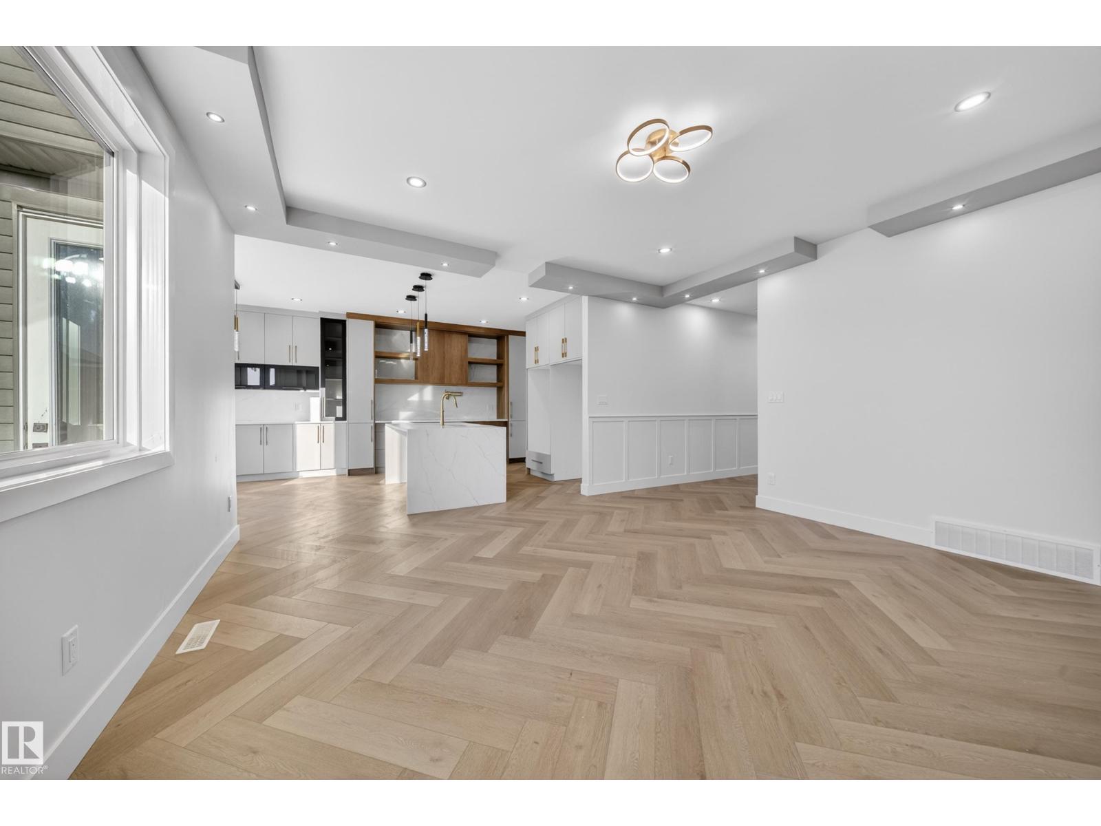 2726 63ave Churchill Meadows - 27