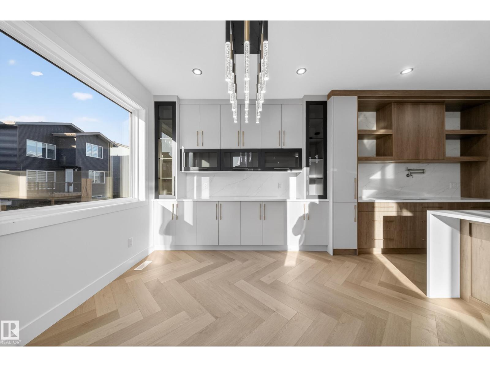 2726 63ave Churchill Meadows - 31