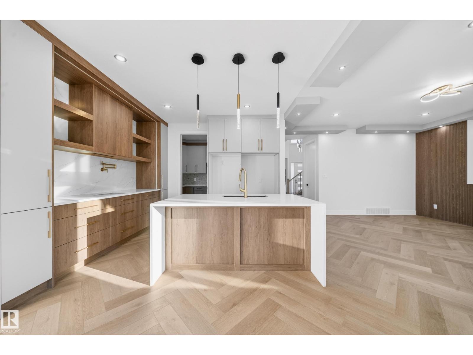 2726 63ave Churchill Meadows - 32