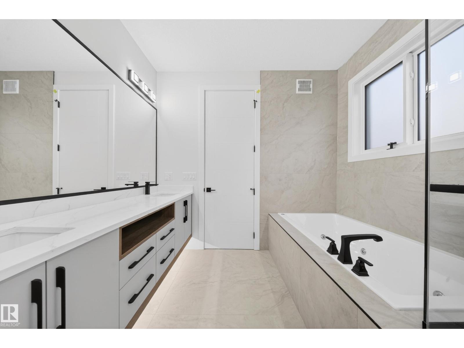 2726 63ave Churchill Meadows - 51