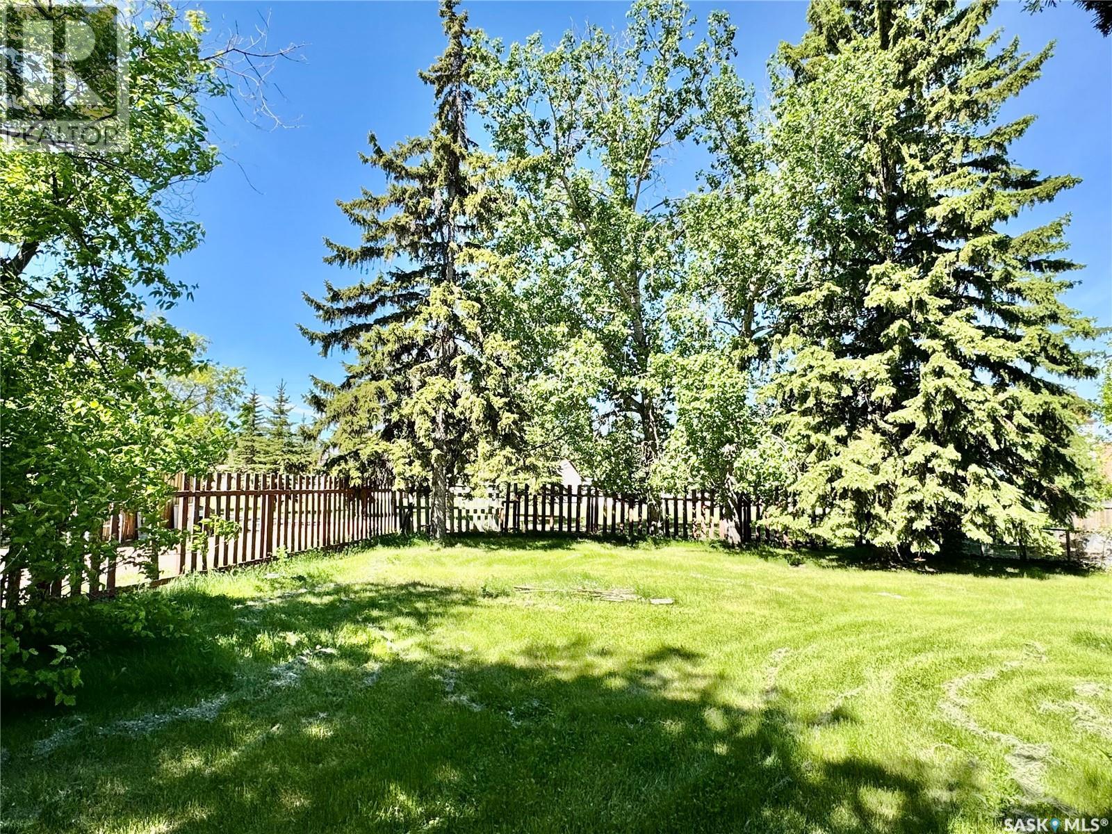 15 Willow PLACE - 52