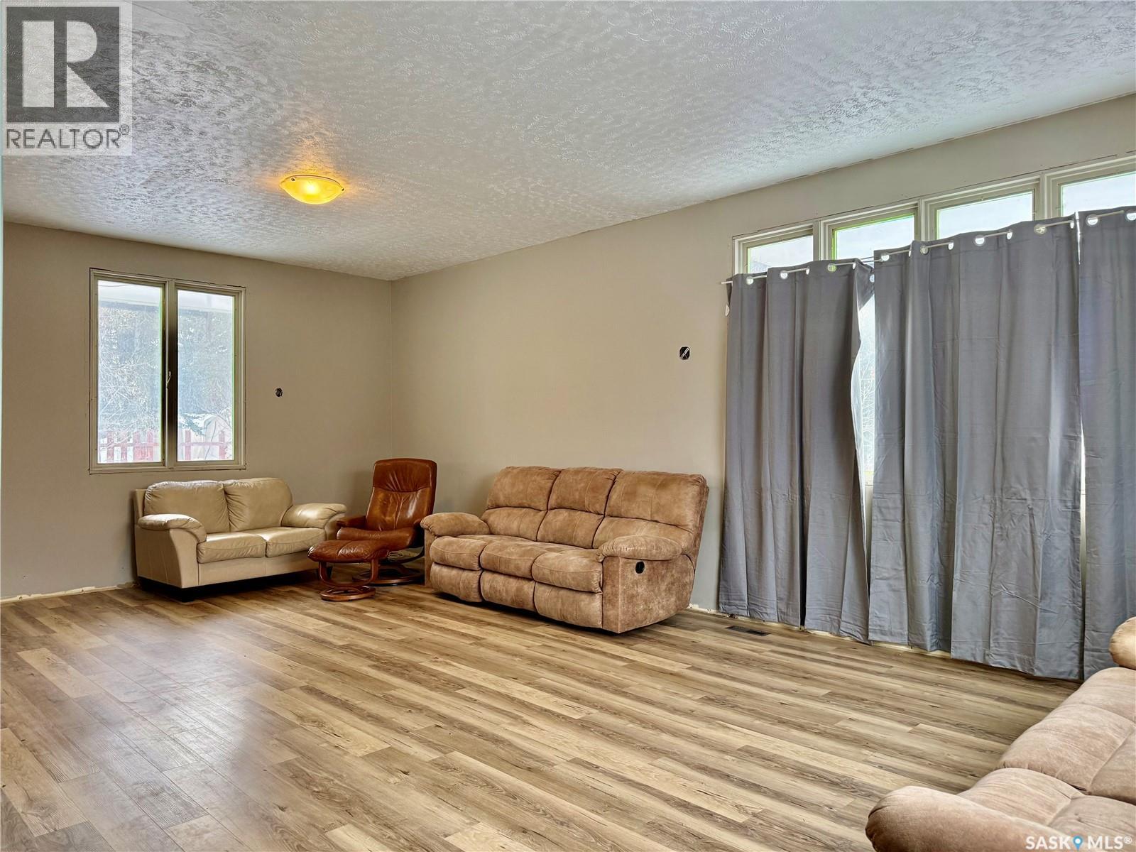 15 Willow PLACE - 6