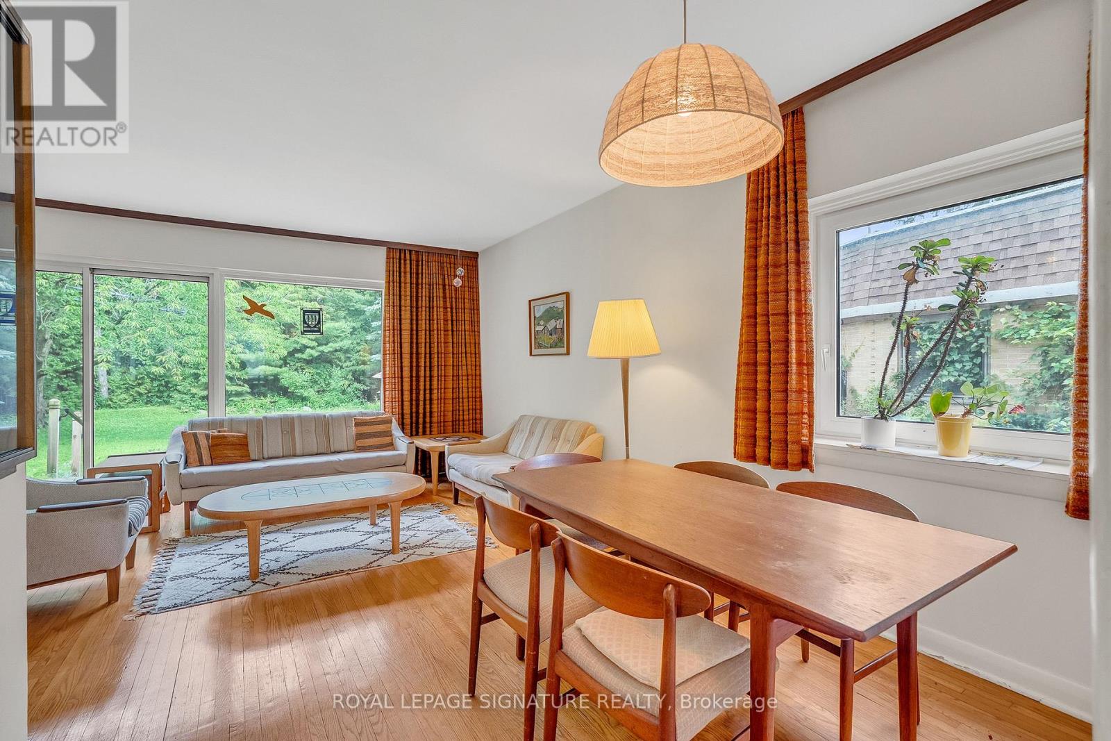 34 ADDISON CRESCENT - 11