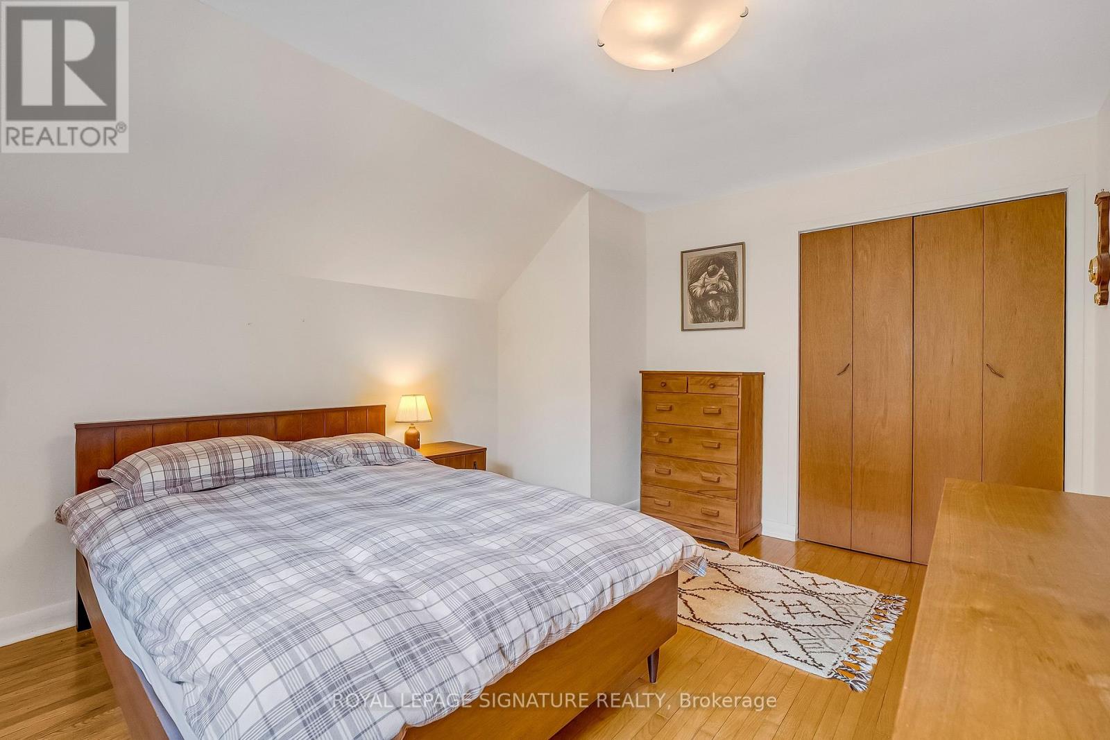 34 ADDISON CRESCENT - 23