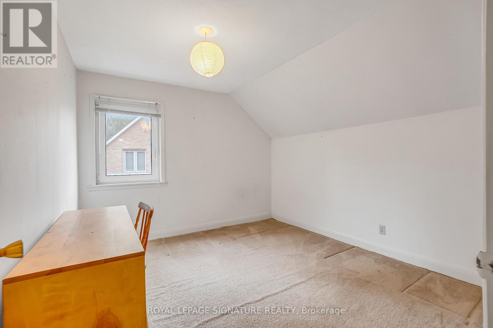 34 ADDISON CRESCENT - 26