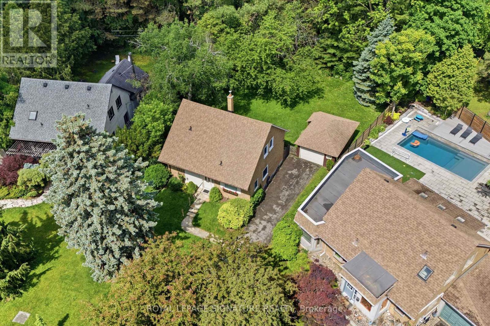 34 ADDISON CRESCENT - 3