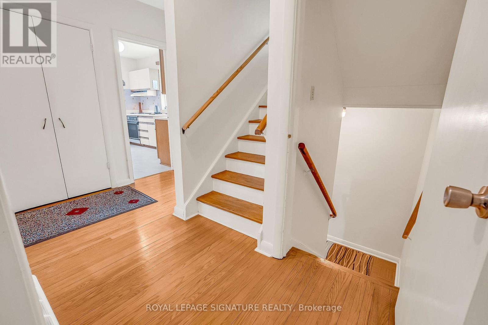 34 ADDISON CRESCENT - 29