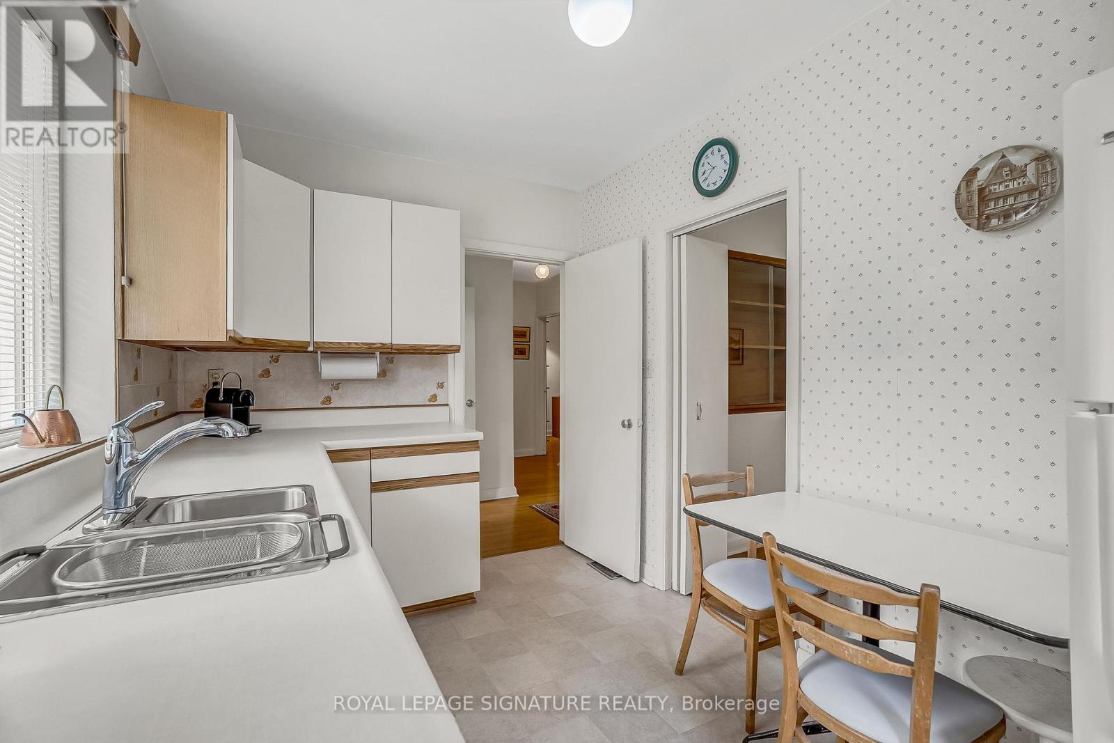 34 ADDISON CRESCENT - 9