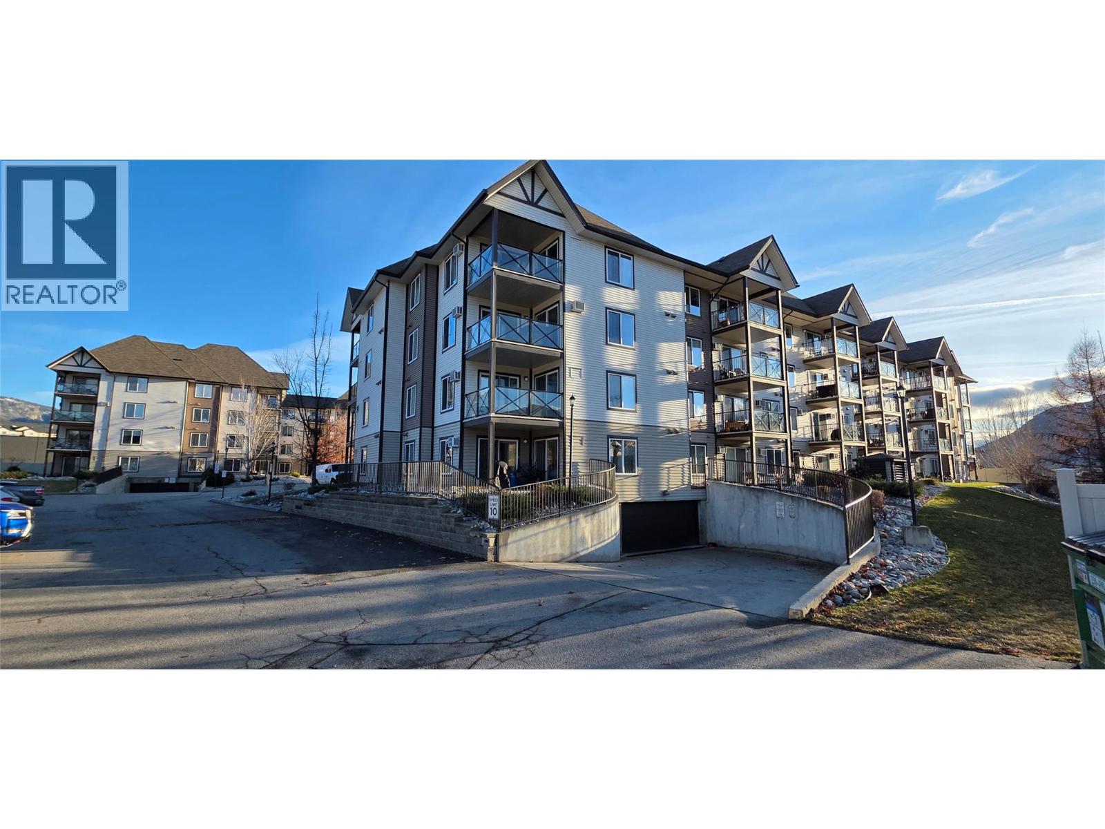 #206 256 Hastings Avenue - 1