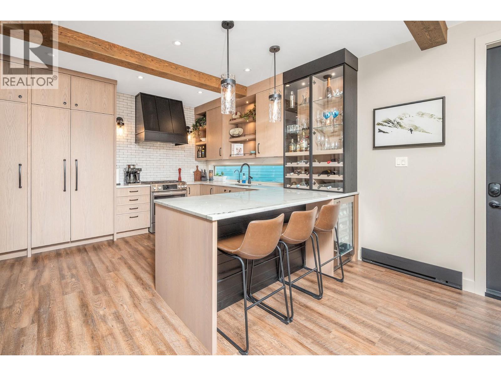#1 & 2 440 Monashee Road - 5