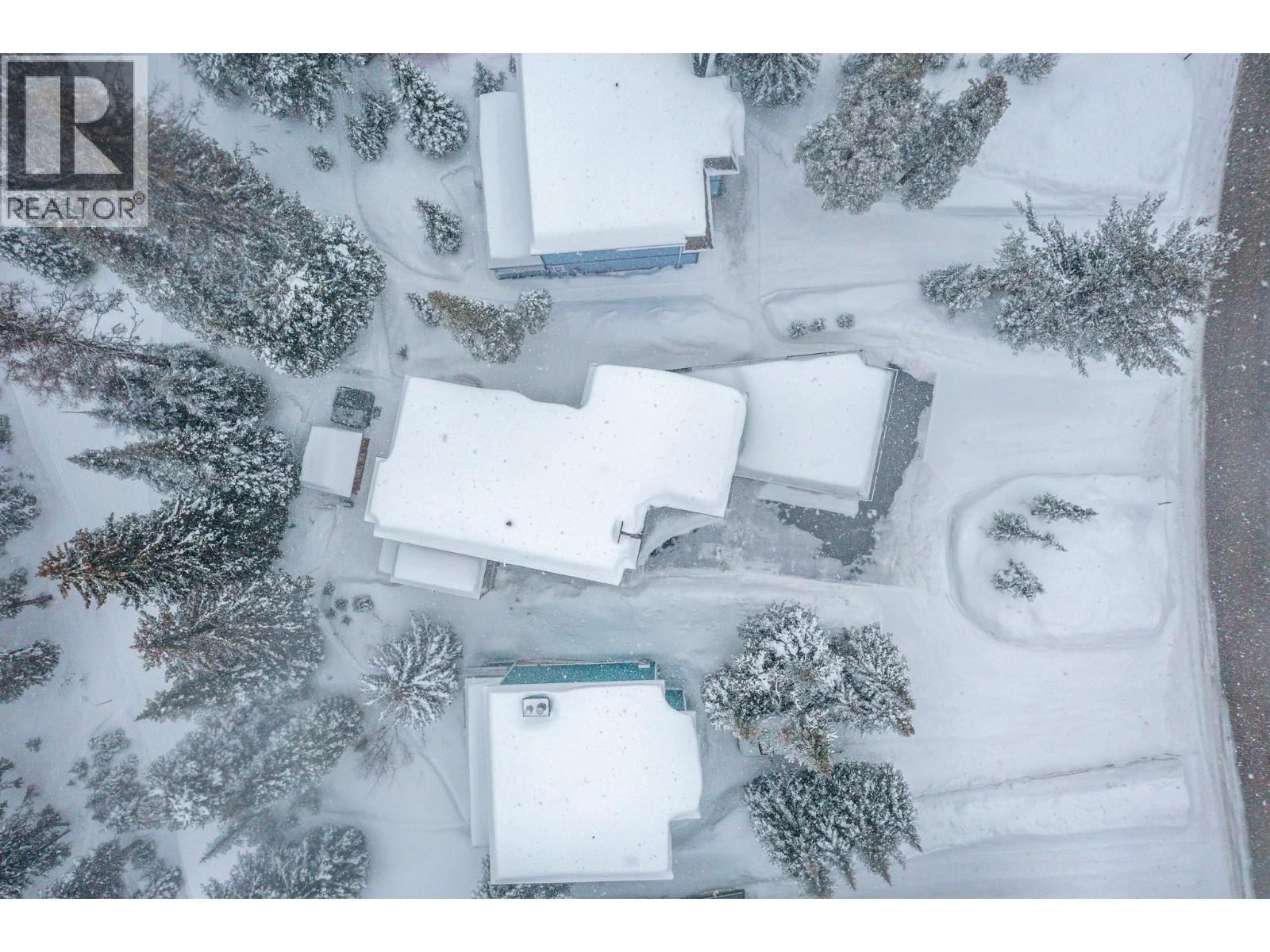 #1 & 2 440 Monashee Road - 63