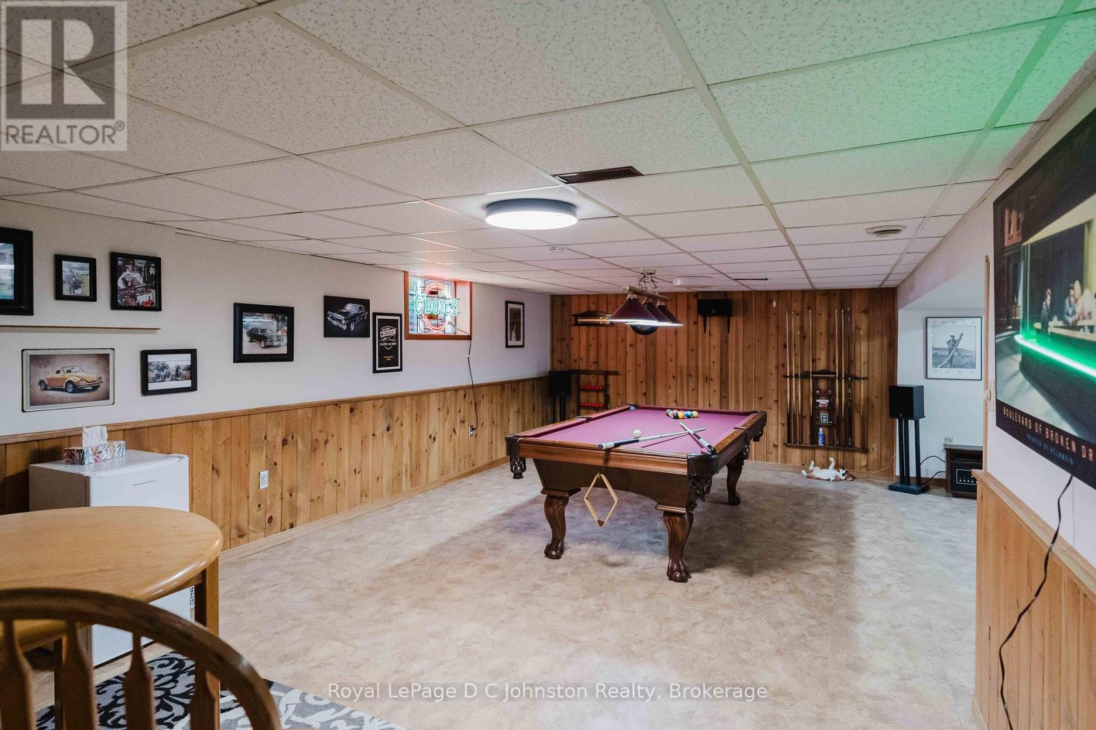 1073 8 CONCESSION - 26