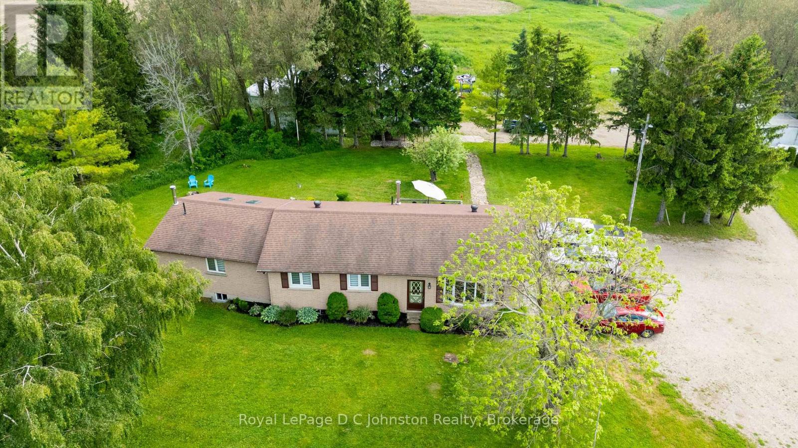 1073 8 CONCESSION - 3
