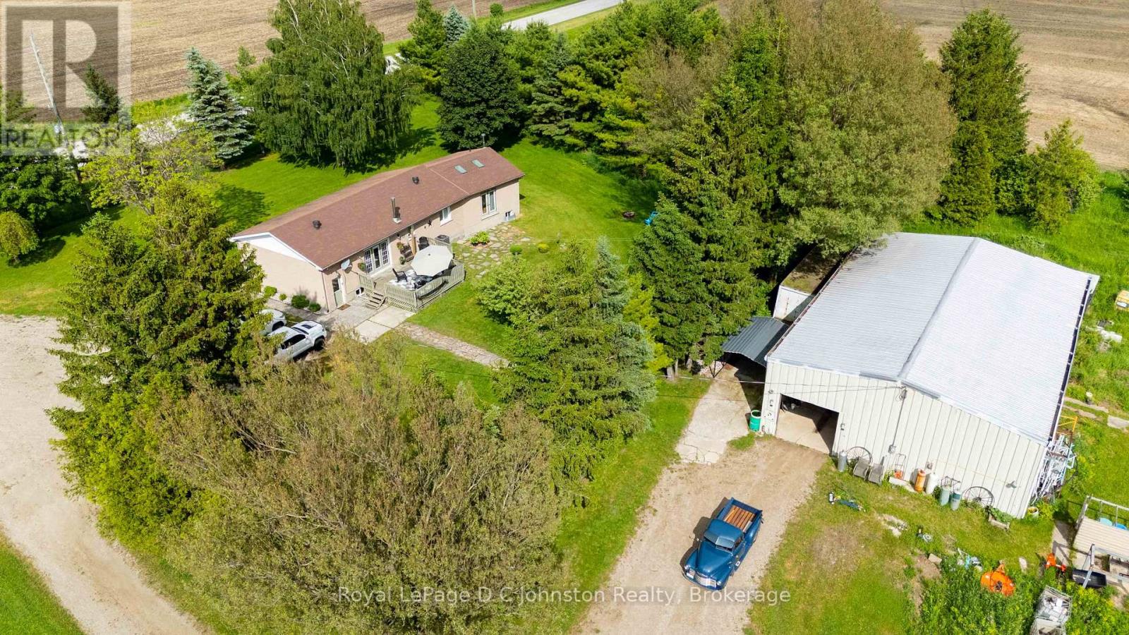 1073 8 CONCESSION - 35