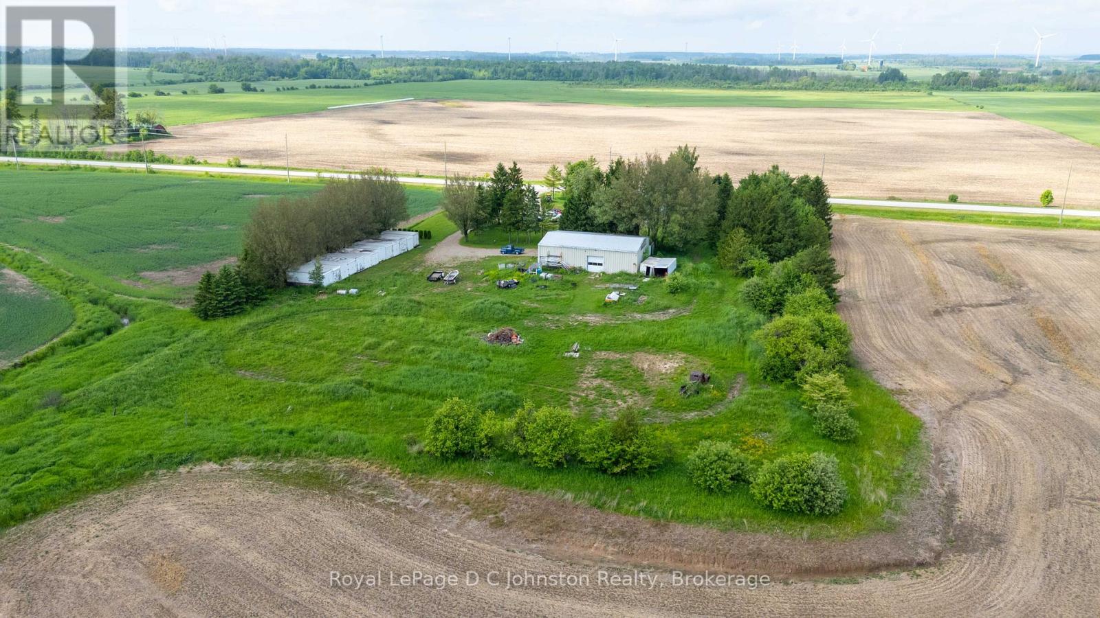 1073 8 CONCESSION - 39