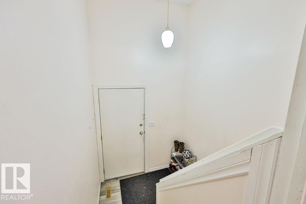 1309 56 ST NW — photo 31