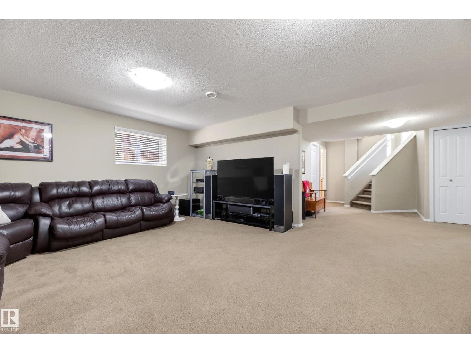 452 FOXTAIL CO — photo 34