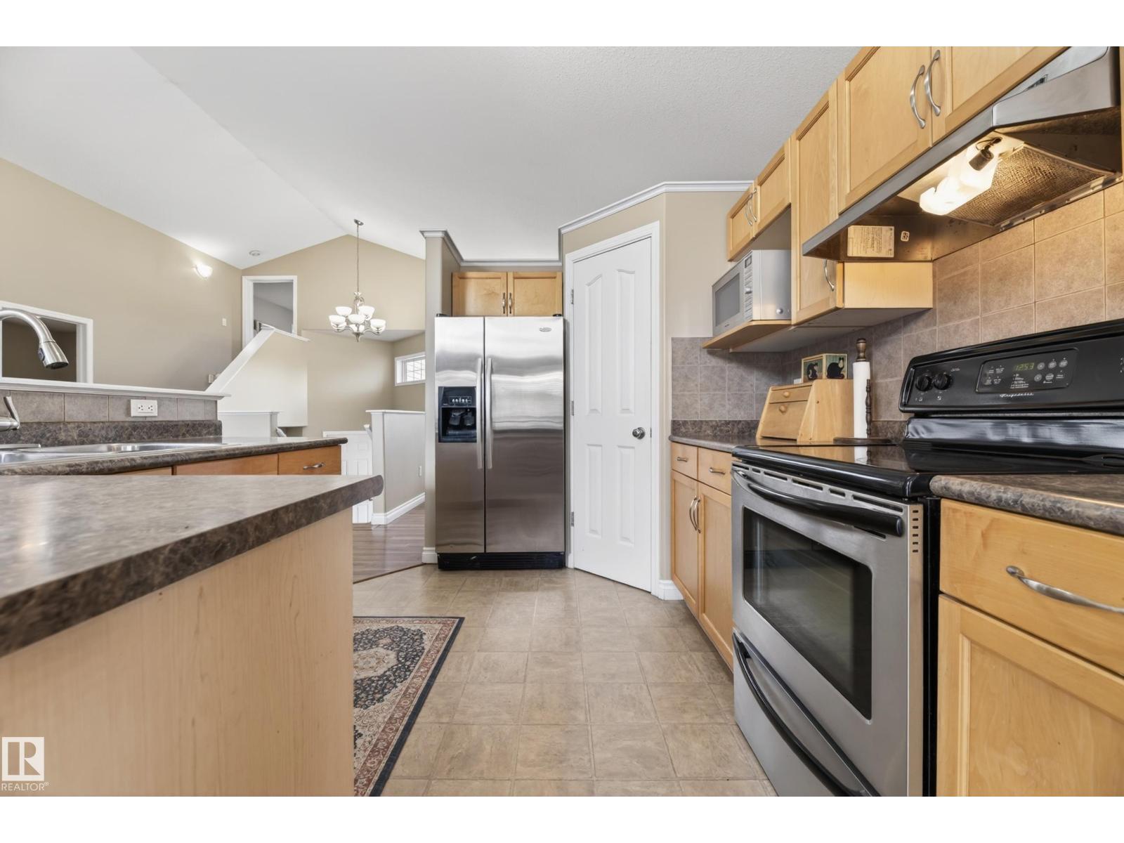 452 FOXTAIL CO — photo 7