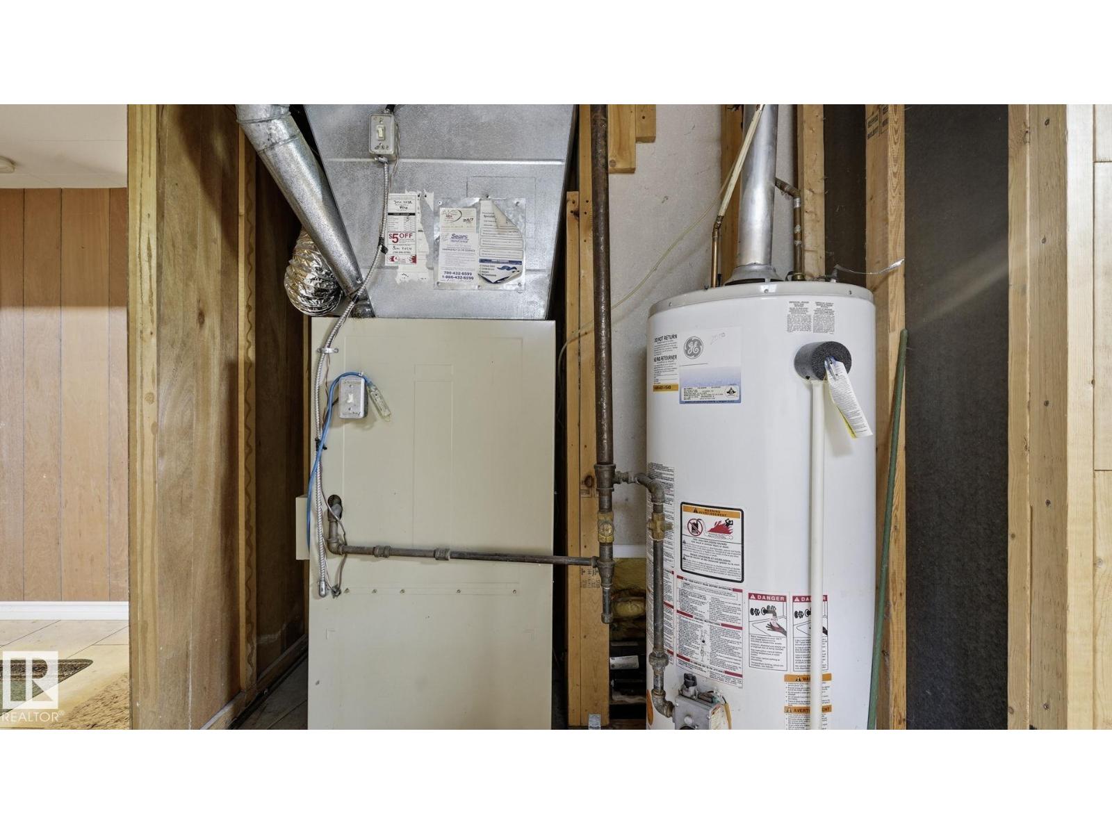 13008 105 ST NW NW - 32