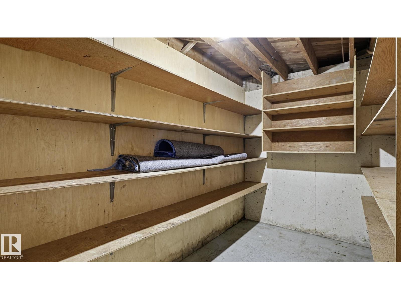 13008 105 ST NW NW - 33