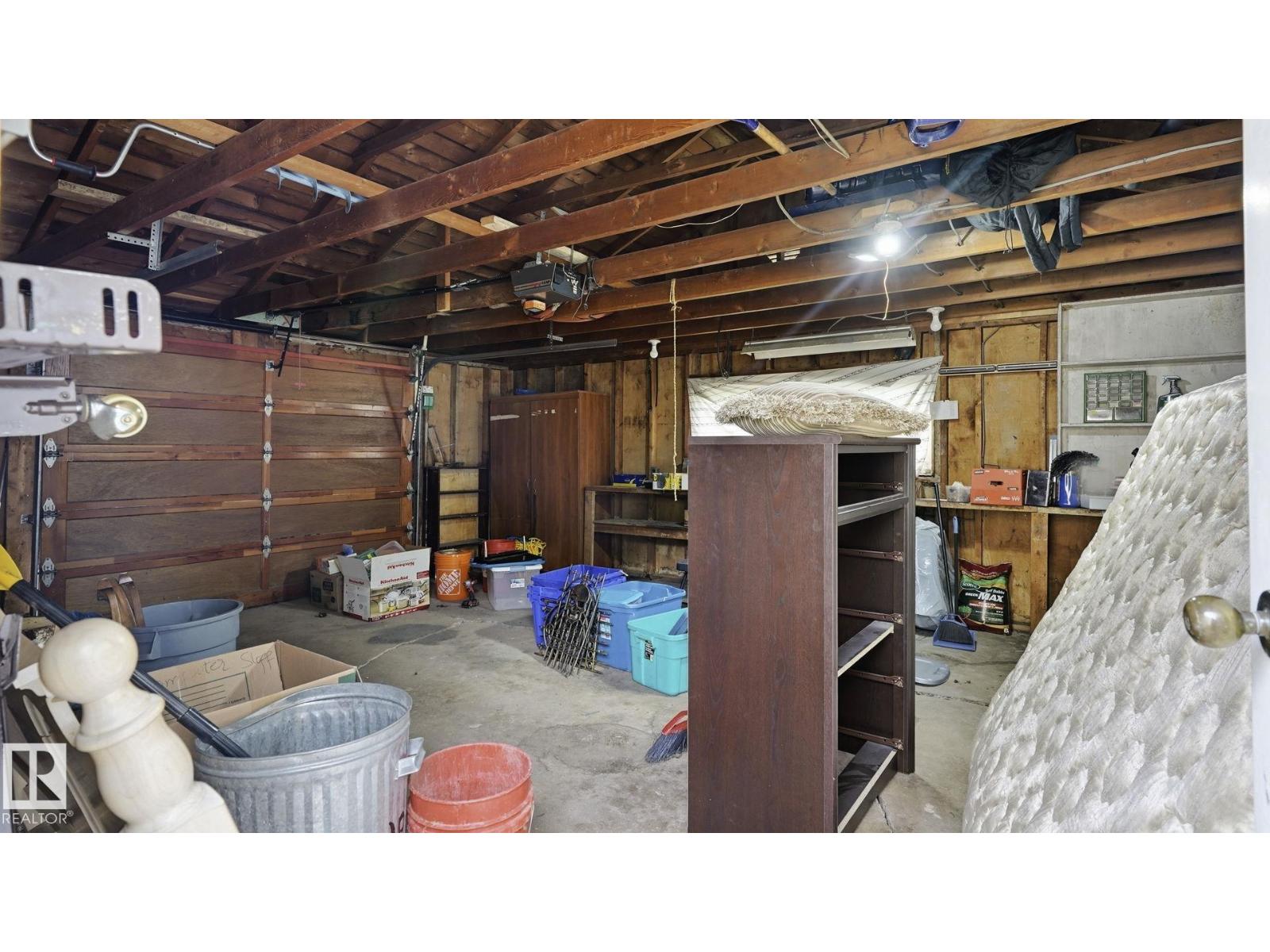13008 105 ST NW NW - 34