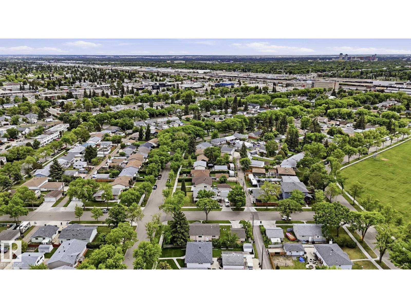 13008 105 ST NW NW - 47