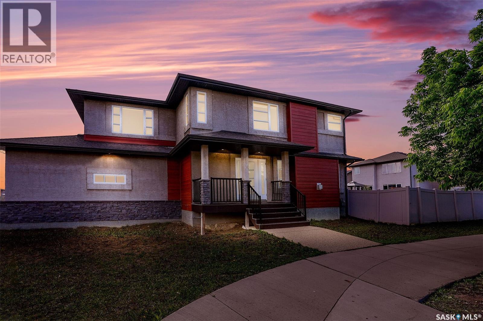 5460 McKenna CRESCENT - 1