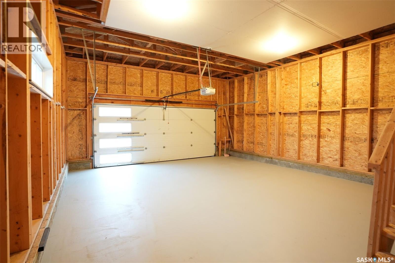 5460 McKenna CRESCENT - 41