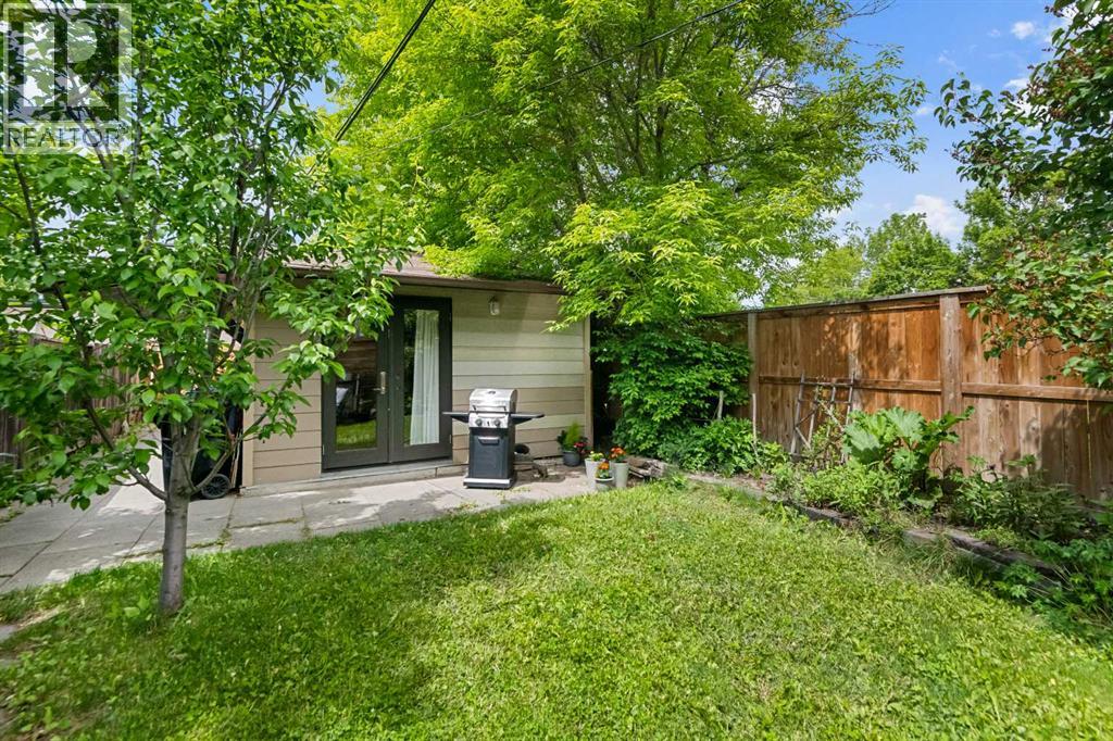 2521 16A Street NW — photo 40