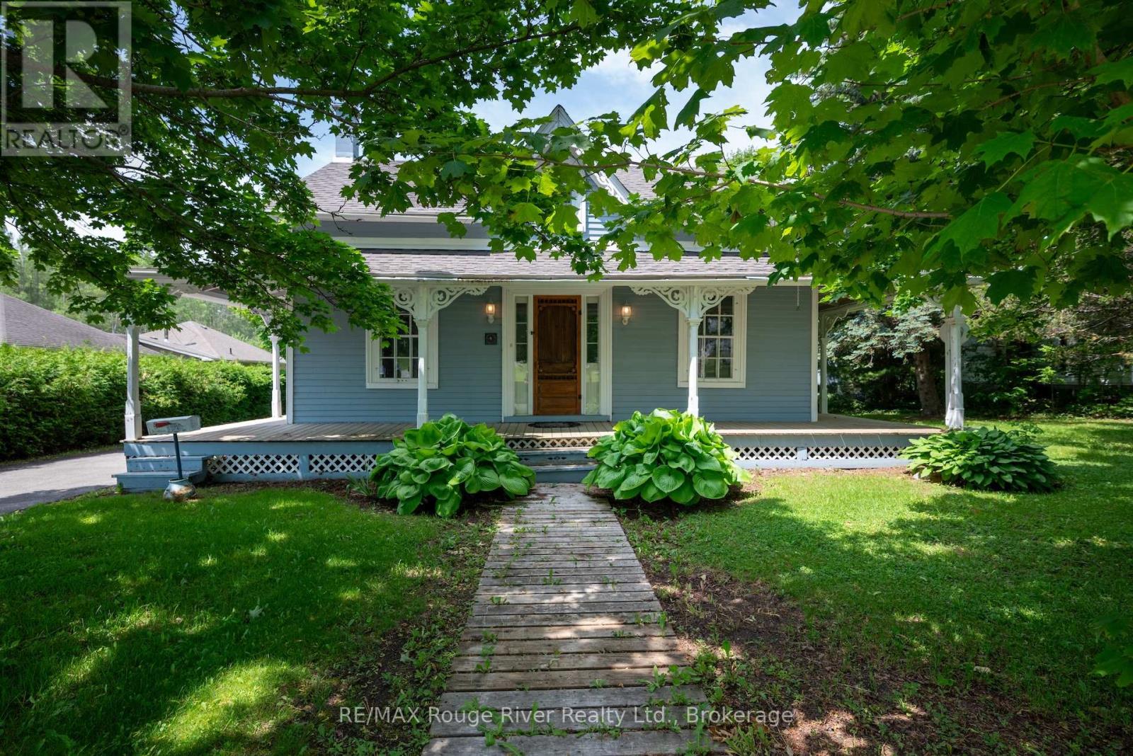 3784 BURNHAM STREET N - 5