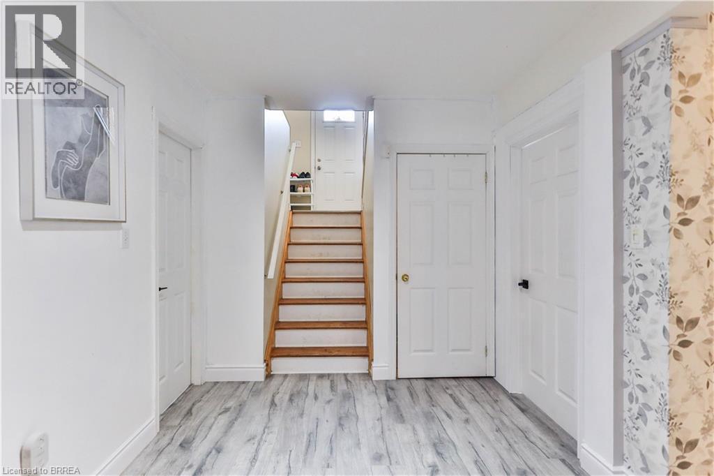 3 OLIVER Court - 20