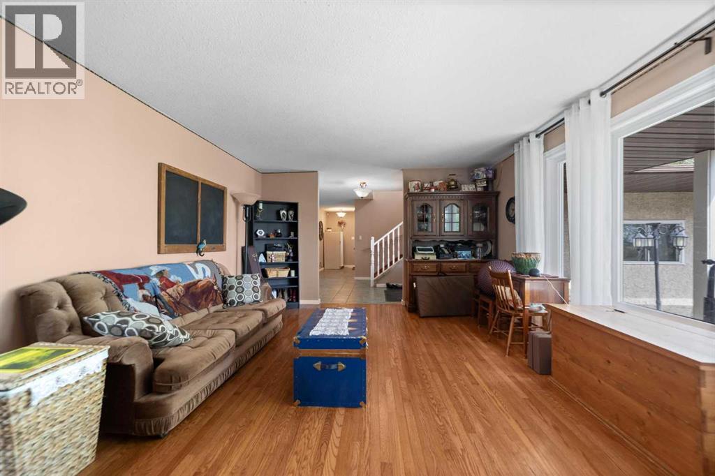 106 Martin Avenue — photo 9