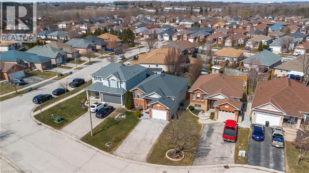 3 OLIVER Court - 38