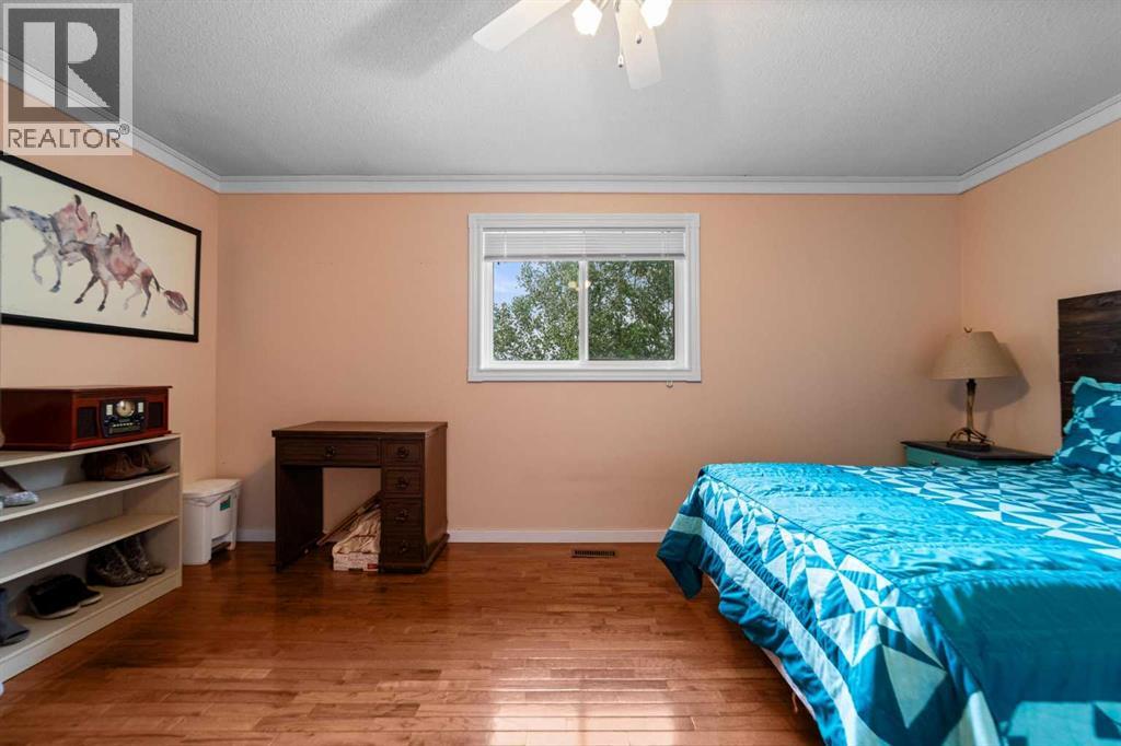 106 Martin Avenue — photo 26