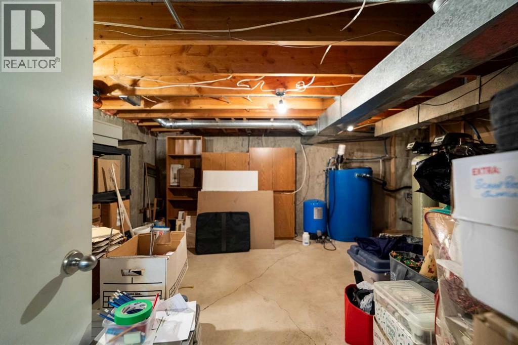 106 Martin Avenue — photo 40