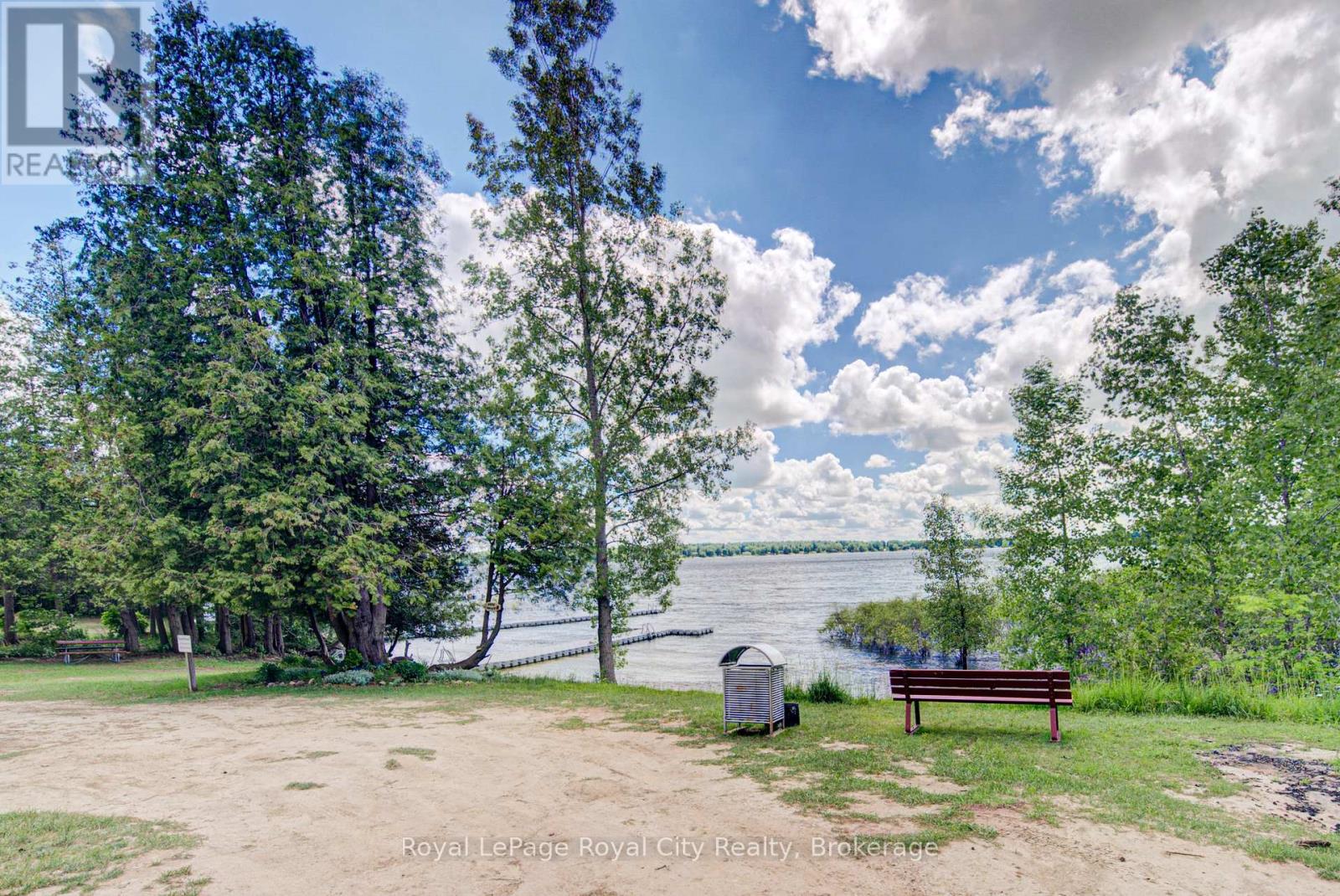LEASED LOT 570 SUMAC STREET - 35