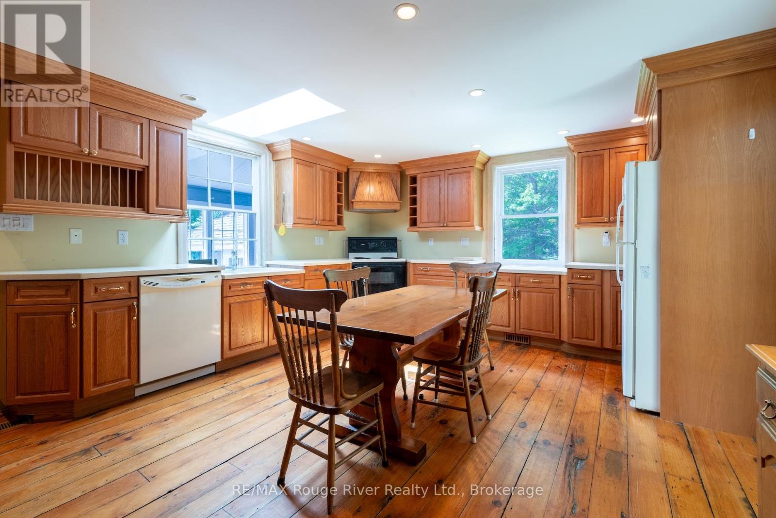 3784 BURNHAM STREET N - 10