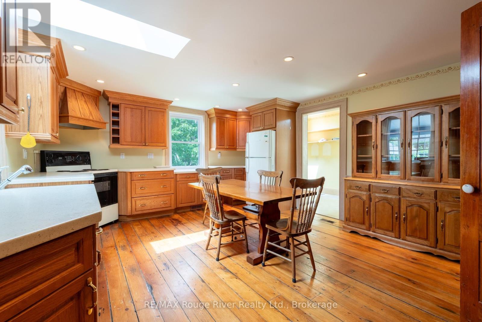 3784 BURNHAM STREET N - 9