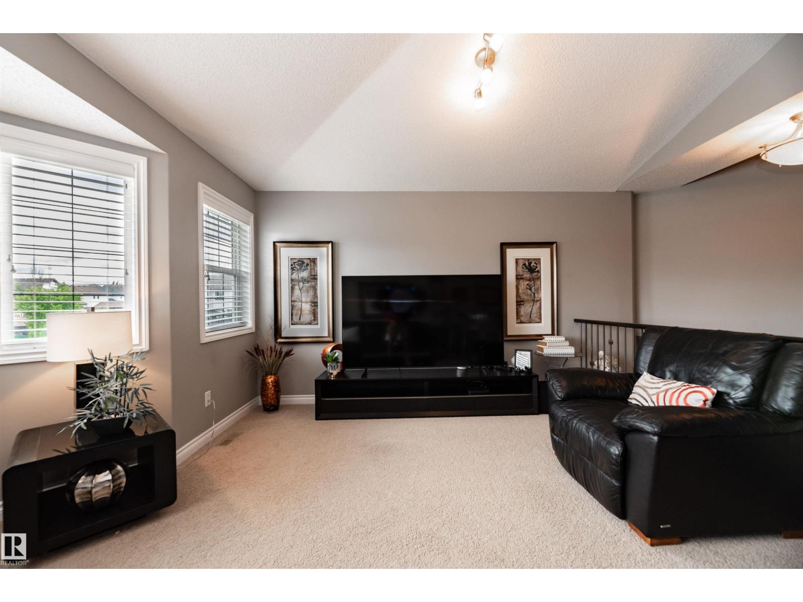 504 CRANDELL CT — photo 24