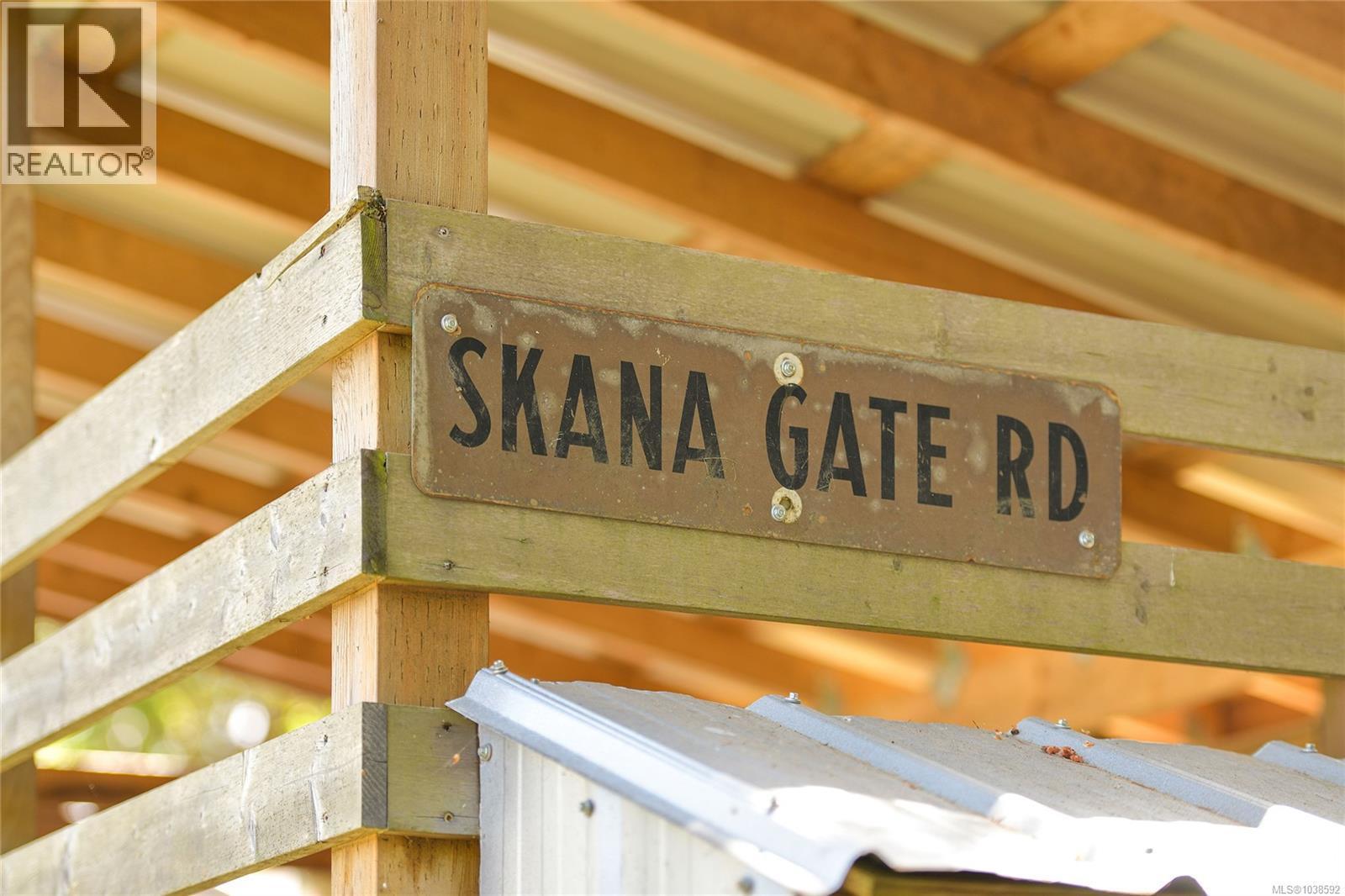  222 Skana Gate Road, Mayne Island