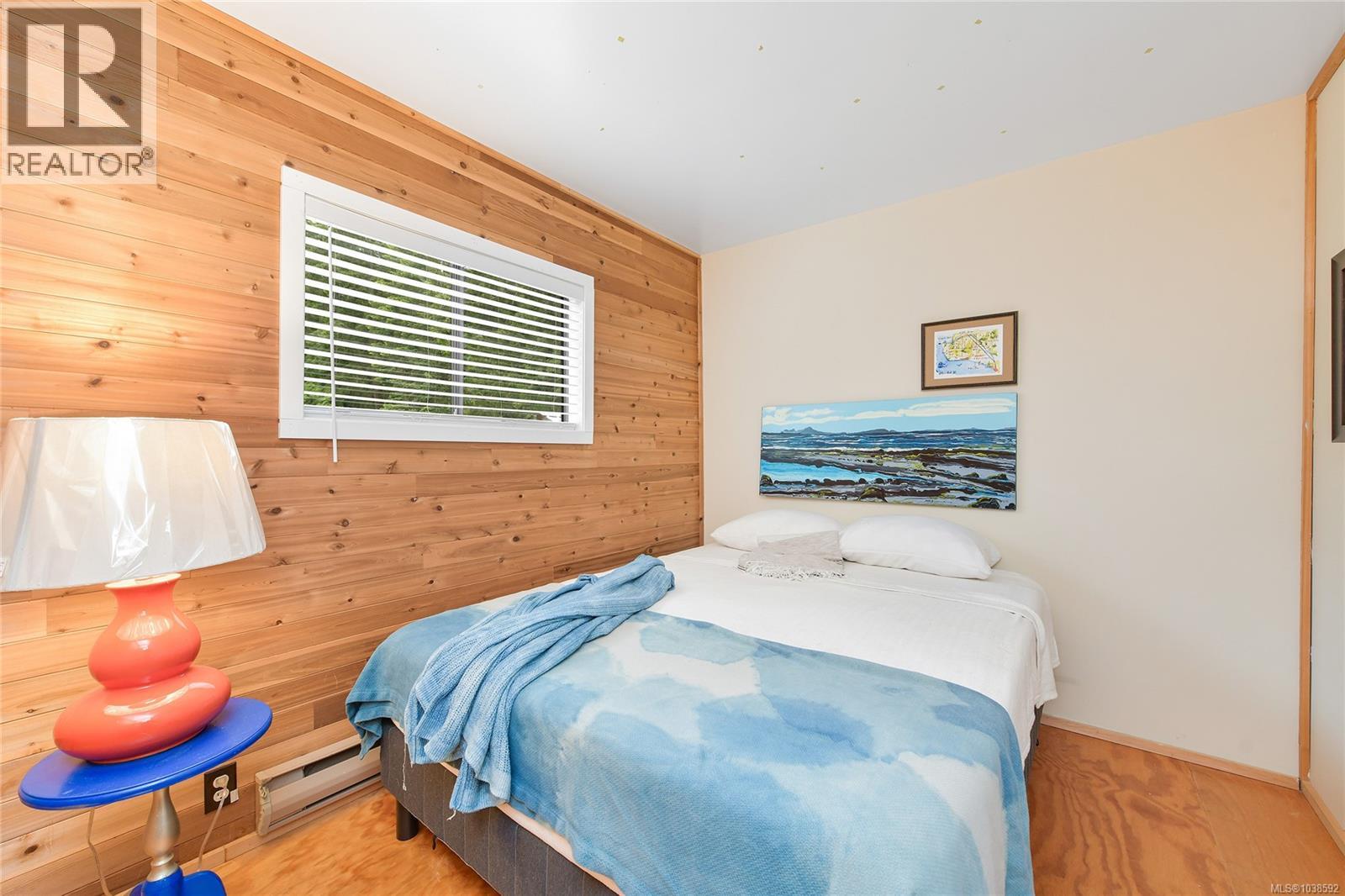  222 Skana Gate Road, Mayne Island