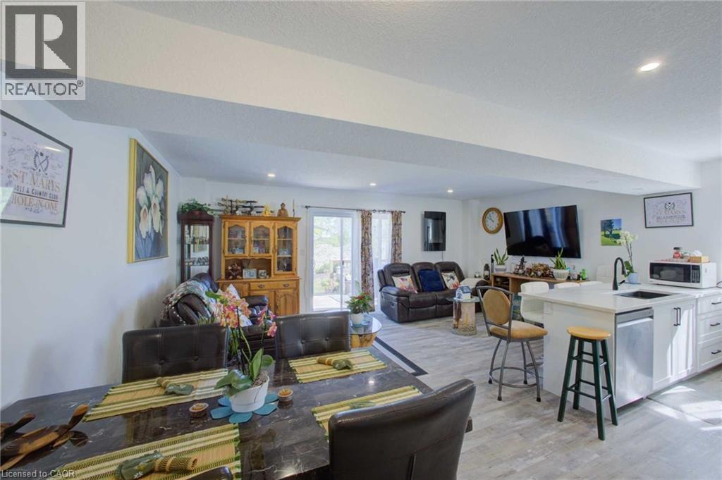 123 EGAN Avenue - 16